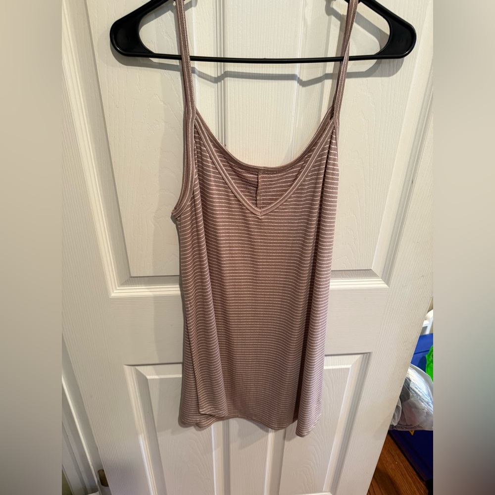 NWOT Zenana Tan V Neck Tank Size 1X